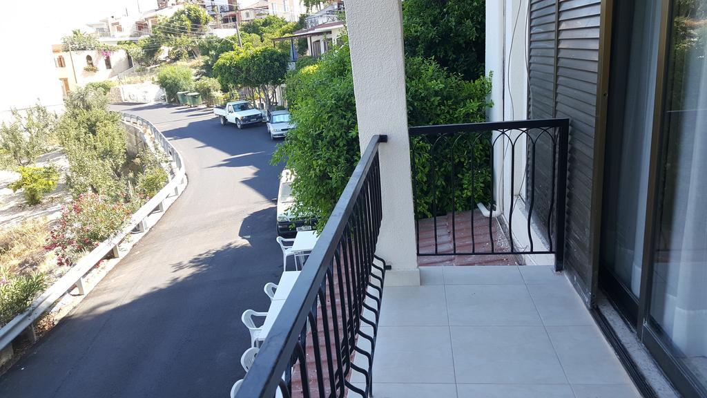 Apartamento Chariandry Court Pissouri Exterior foto